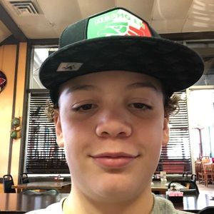 Meet your Posher, Deon